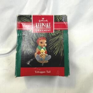 Hallmark "Toboggan Tail" Beaver‎ Ornament 1992
